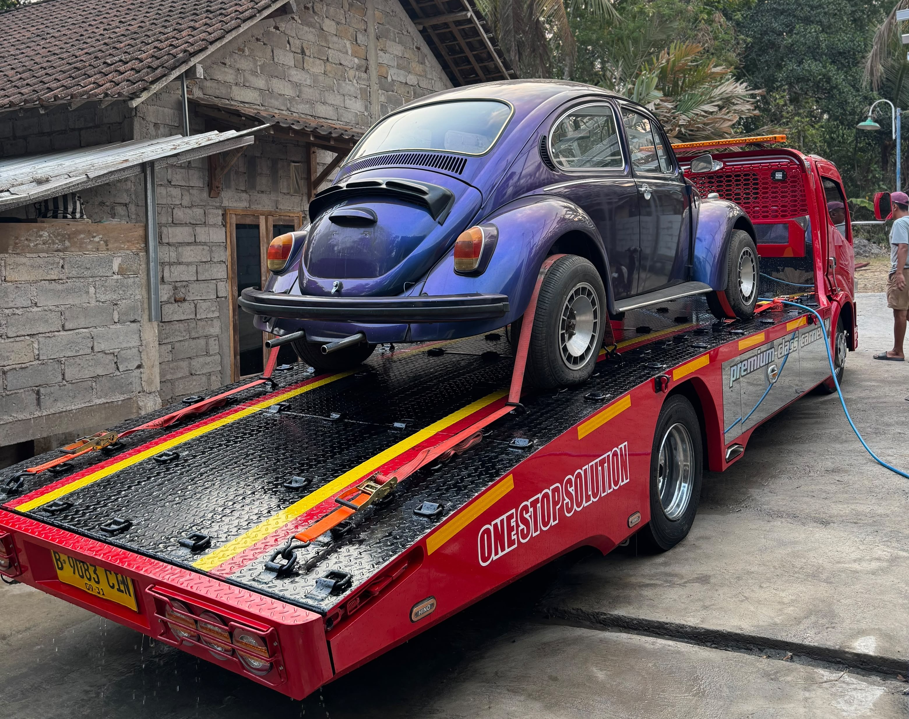 Ilustrasi mobil untuk kebutuhan layanan towing